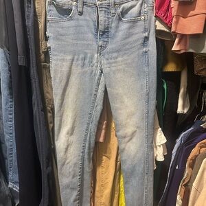 Madewell Women’s Light Wash Skinny Cropped Jean